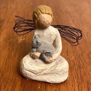 Willow Tree Angel of Kindness figurine.